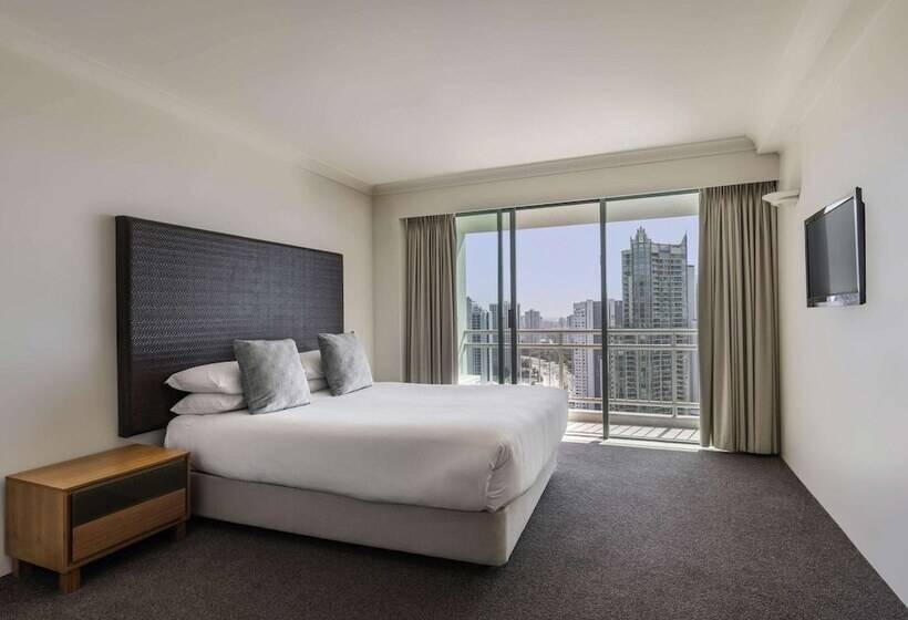 침실 2개 바다 전망 아파트, Mantra Crown Towers