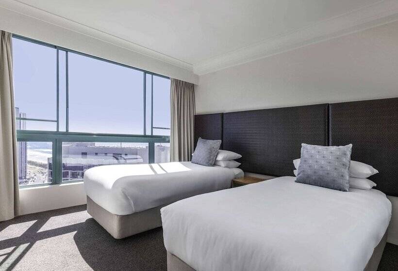 آپارتمان 2 خوابه با چشم‌انداز دریا, Mantra Crown Towers