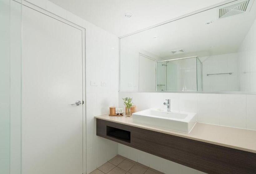 스탠다드 도시전망 룸, Nelson