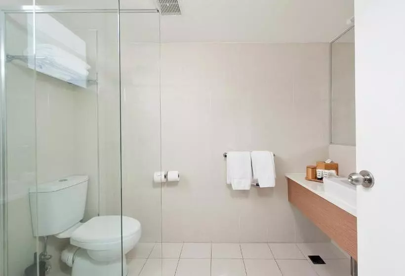 2 Bedroom Apartment with Views, Nelson