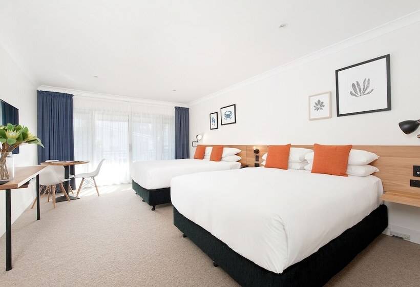 패밀리 룸 가든 전망, Nelson