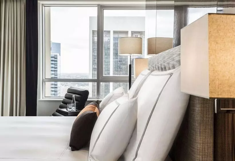 اتاق استاندارد با تخت دوبل, Swissôtel Sydney
