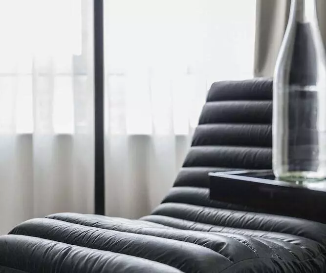 اتاق اجرایی, Swissôtel Sydney