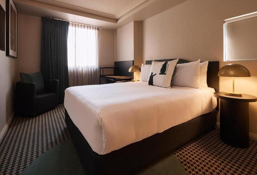 غرفة قياسية سرير كينج, The Capitol Hotel Sydney