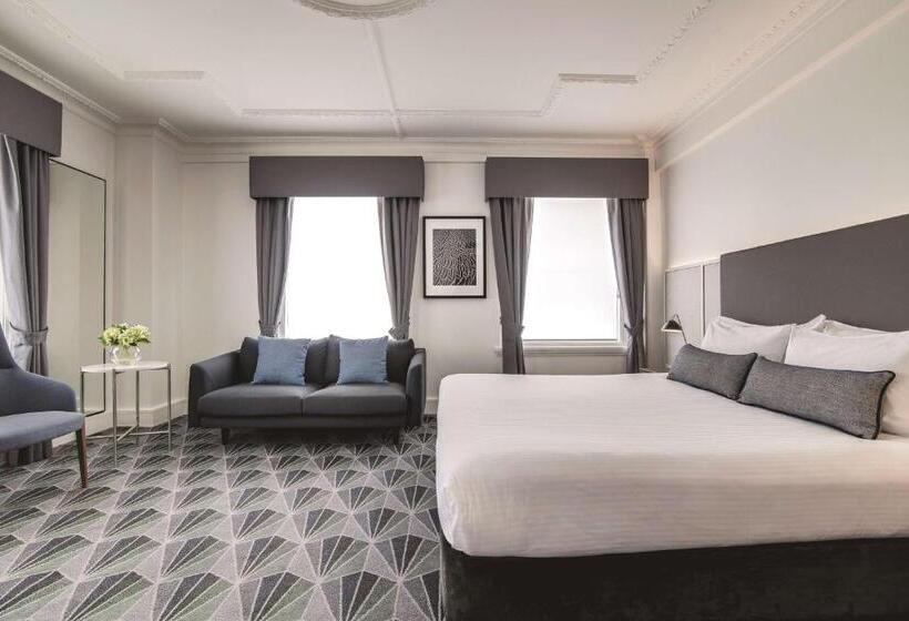 스탠다드 룸 킹사이즈 침대, The Savoy Hotel On Little Collins Melbourne