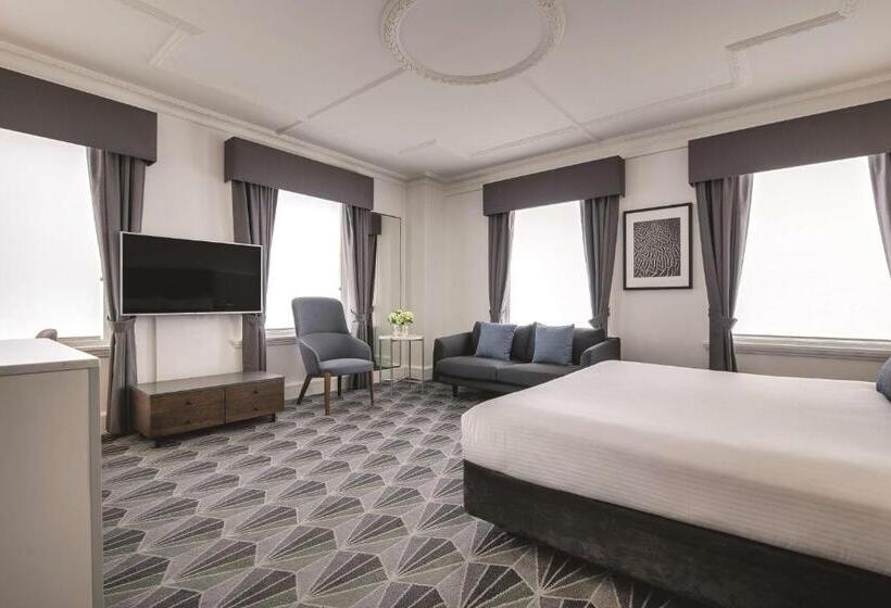 Стандартный Номер Кровать Кинг, The Savoy Hotel On Little Collins Melbourne
