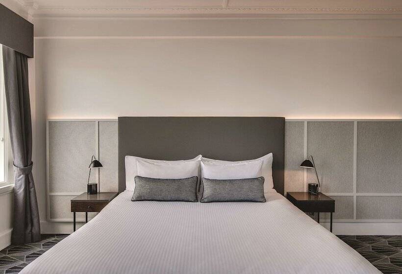 Номер Deluxe с Видом, The Savoy Hotel On Little Collins Melbourne