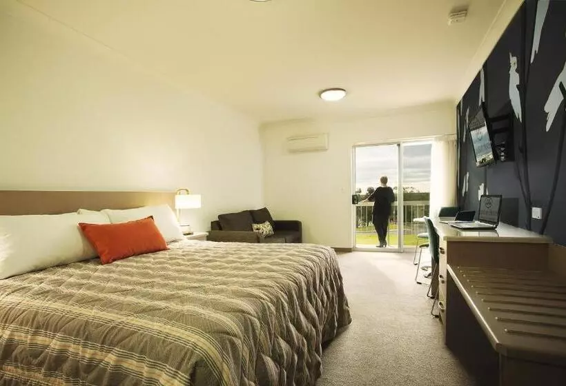 Standard-huone Jokinäkymä, Loxton Community Hotel Motel