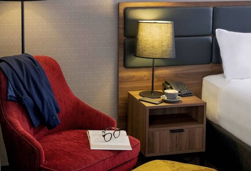 Номер Deluxe, Novotel Sydney International Airport