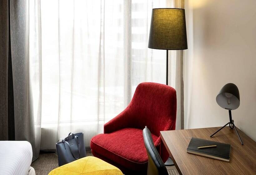 Номер Deluxe, Novotel Sydney International Airport