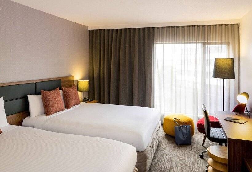 Номер Deluxe, Novotel Sydney International Airport