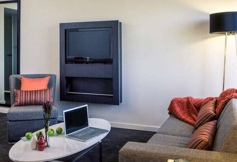 Семейный Номер, Novotel Sydney International Airport