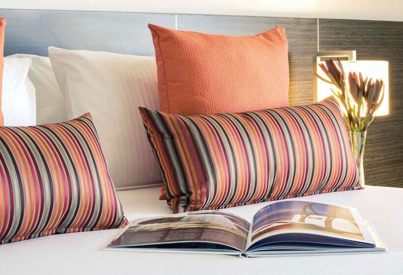 Номер Superior, Novotel Sydney International Airport