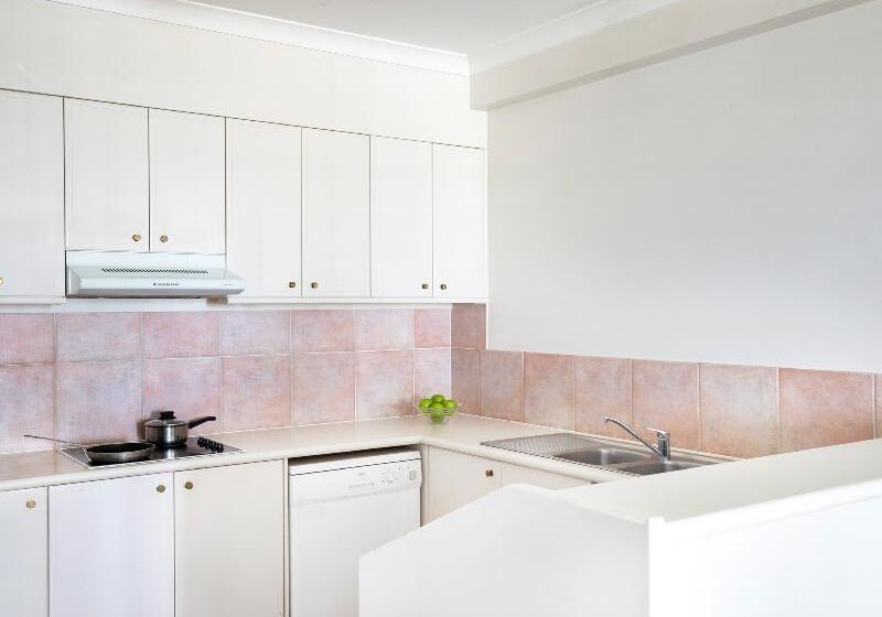 Апартаменты 3 Спальни, Breakfree Moroccan