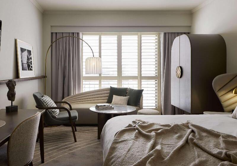 キングサイズベッドのスタンダードルーム, The Playford Adelaide  Mgallery