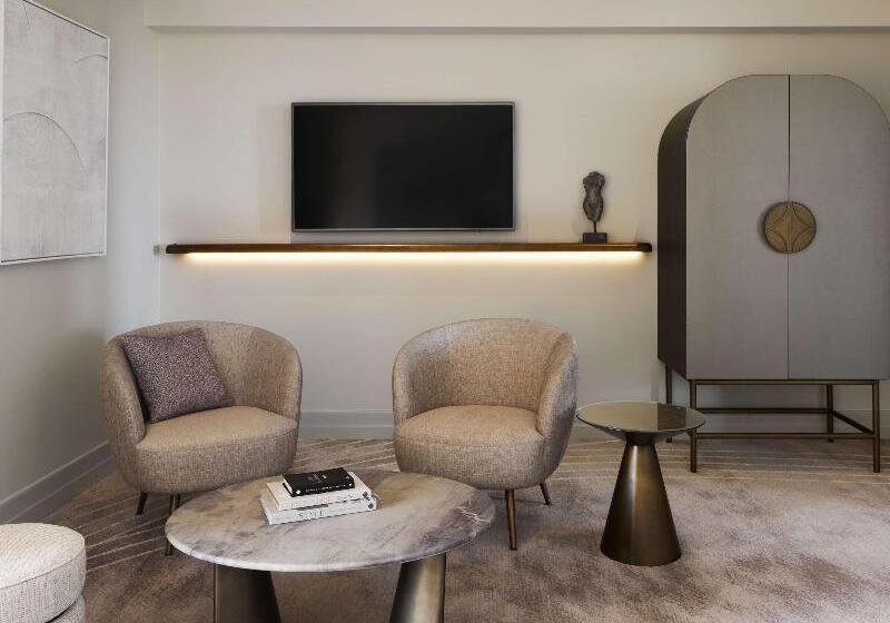 キングサイズベッドのジュニアスイート, The Playford Adelaide  Mgallery