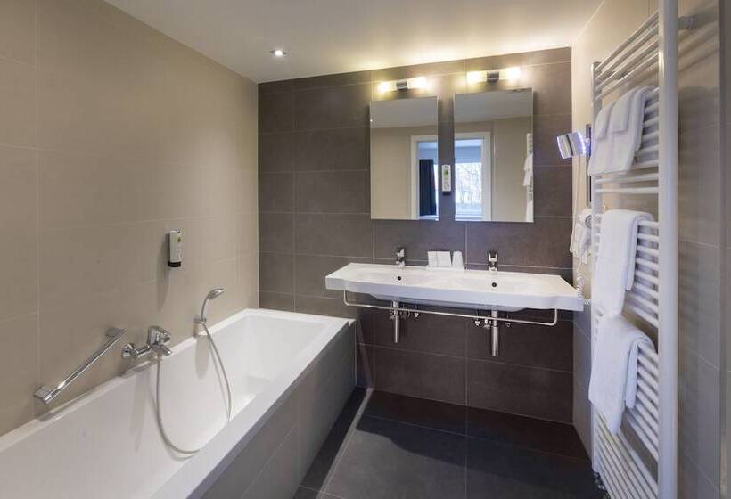 اتاق خانوادگی, Auberge St. Pol