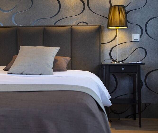 سوییت جونیور با بالکن, Auberge St. Pol