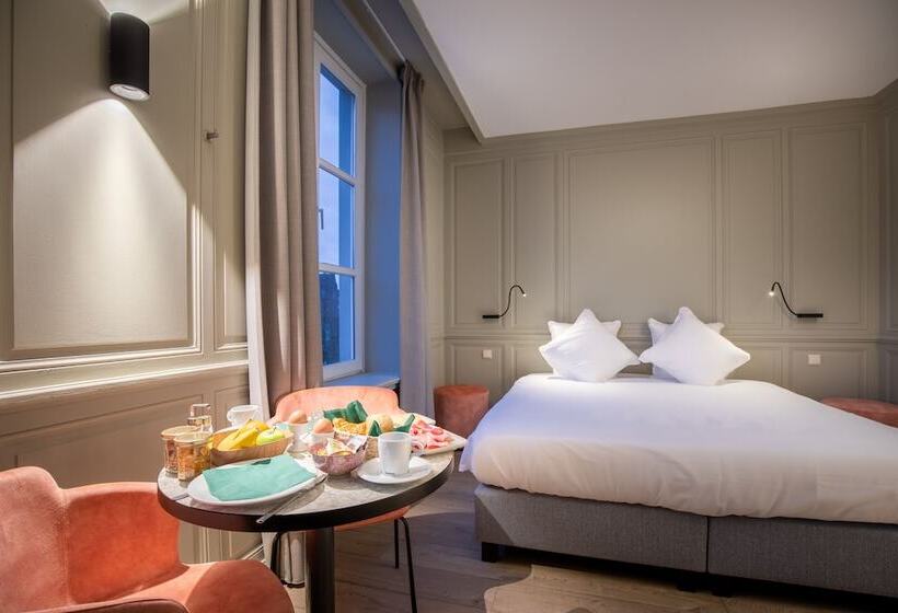 Номер Superior, Augustyn Brugge