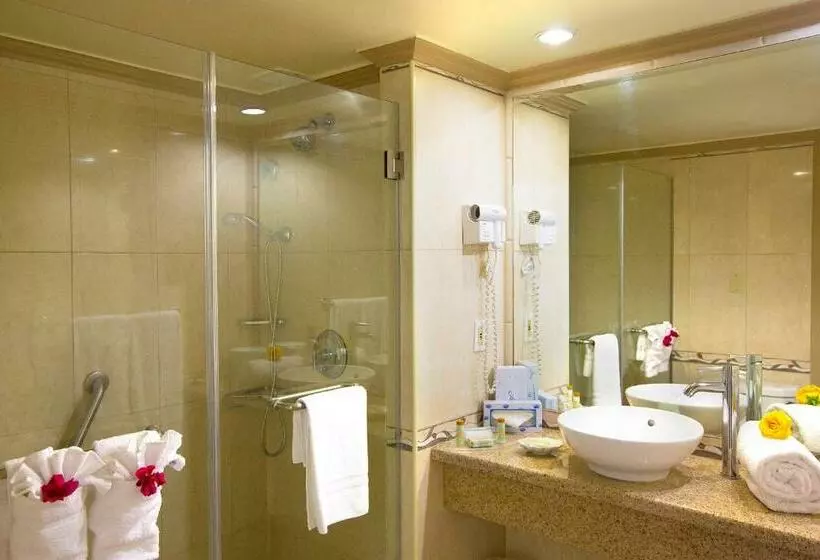 اتاق لوکس با چشم‌انداز دریا, Breezes Resort & Spa All Inclusive, Bahamas