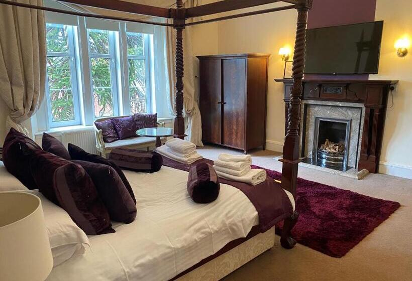 جناح, Avonbridge