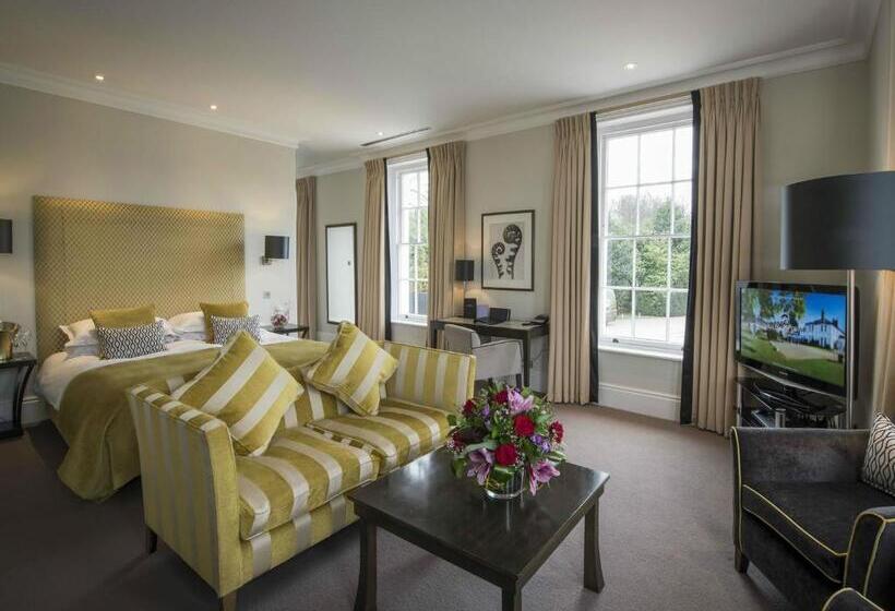 سوییت اجرایی, Bedford Lodge Hotel & Spa