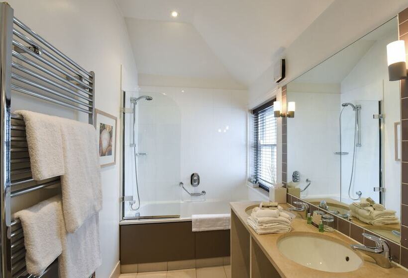 Президентский Люкс, Bedford Lodge Hotel & Spa