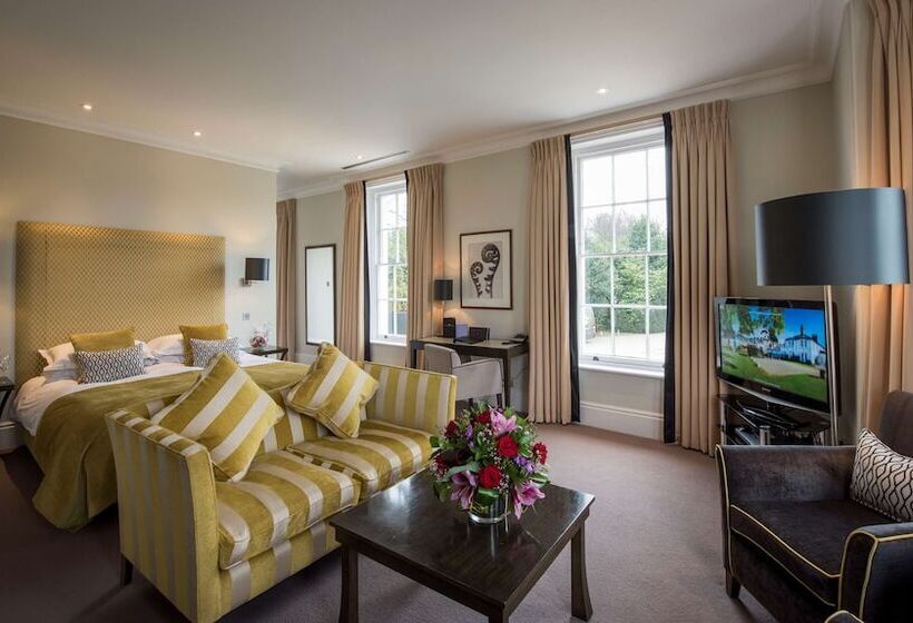 سوییت اجرایی, Bedford Lodge Hotel & Spa