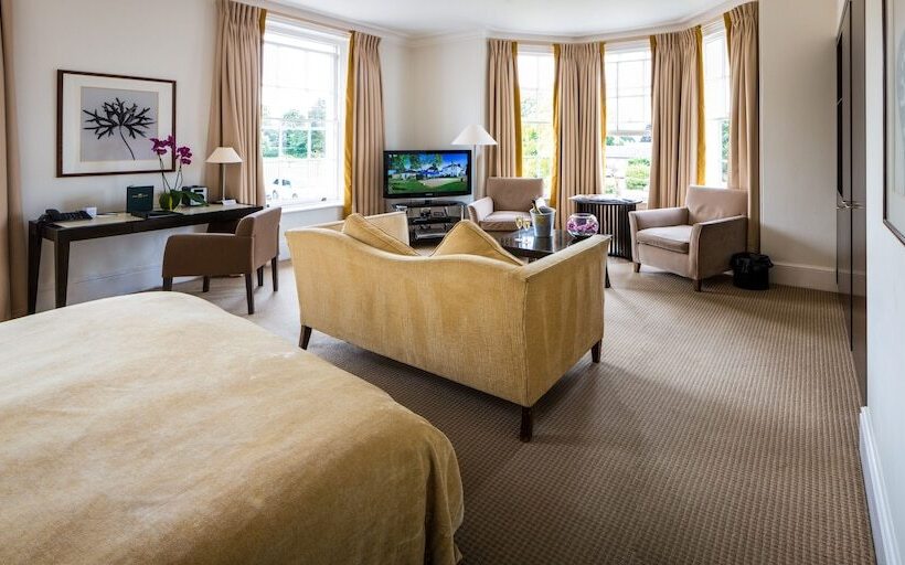 Президентский Люкс, Bedford Lodge Hotel & Spa