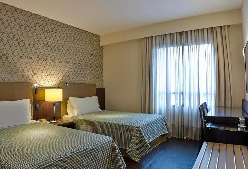 اتاق لوکس, Bourbon Hotel & Suites Curitiba