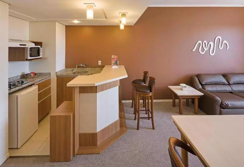 سوییت سوپریور, Swan Novo Hamburgo