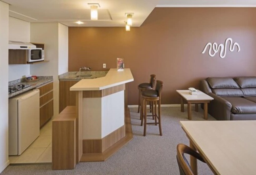 סוויטת סופריור, Swan Novo Hamburgo