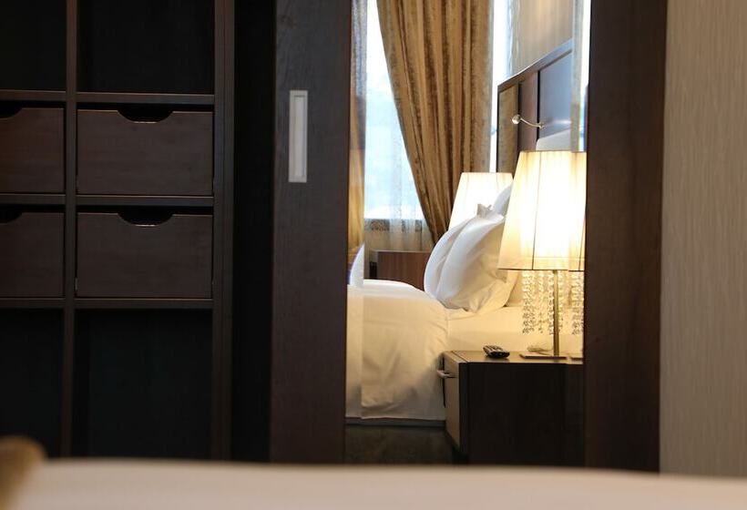 Superior Room, Movenpick Hotel Sarajevo