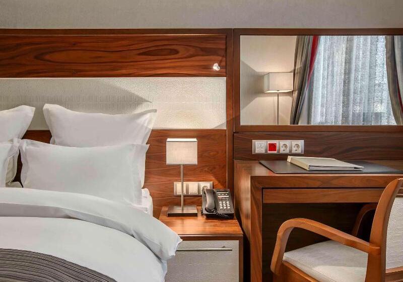 Superior Room, Movenpick Hotel Sarajevo
