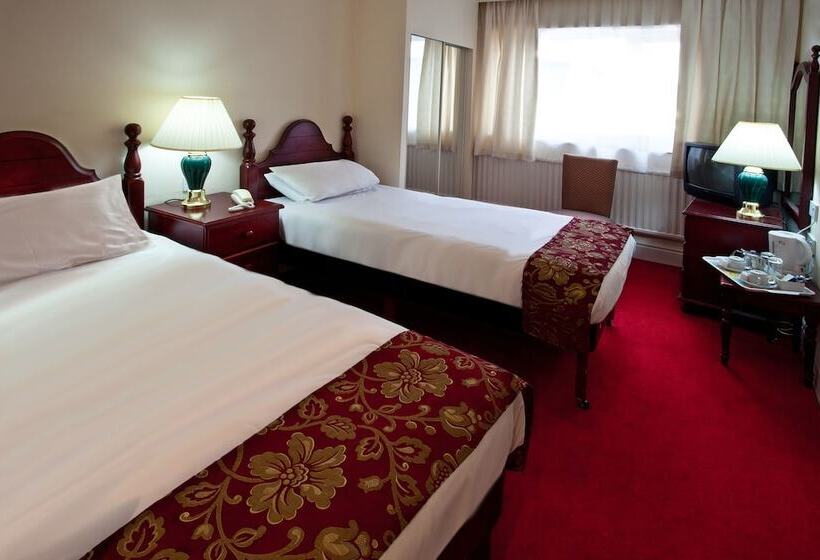 Номер Стандарт, Britannia Hotel Stockport