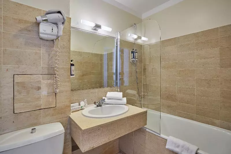Classic-huone, Buchanan Arms Hotel & Leisure, Sure Hotel Collection