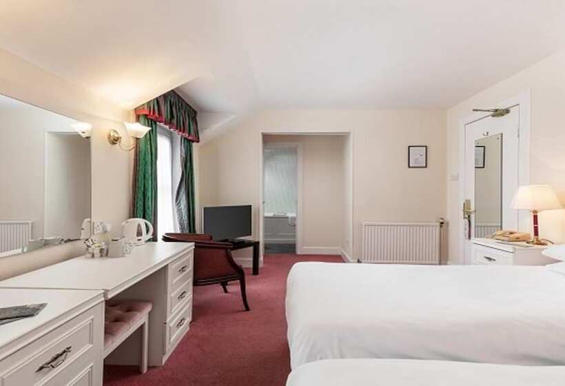 חדר קלאסי, Fernhill