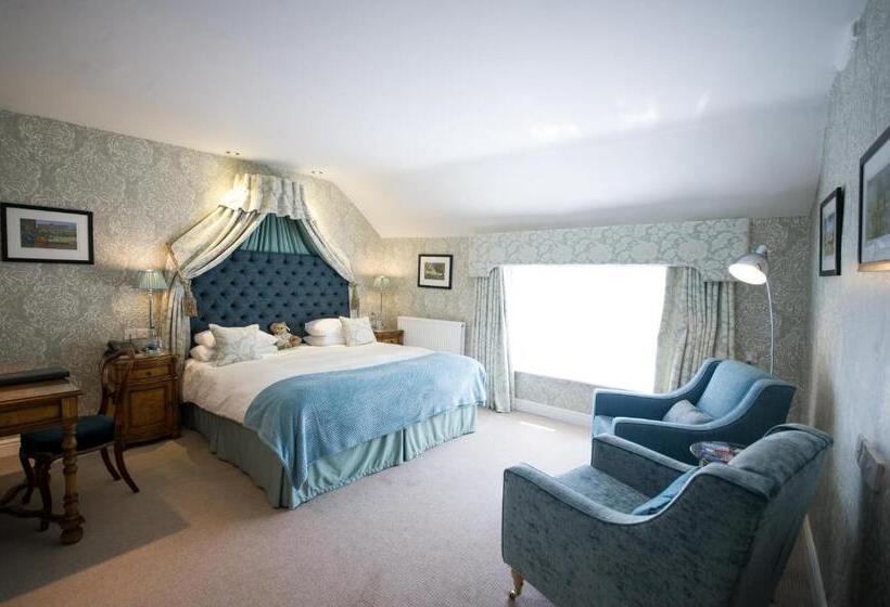 חדר סופריור, The George