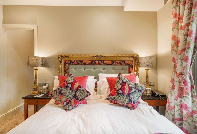 수피리어 패밀리 룸, The Wynnstay Hotel, Oswestry, Shropshire