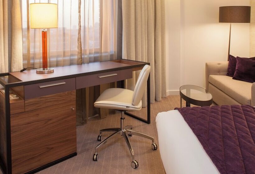 חדר סטנדרט, Crowne Plaza London Kings Cross, An Ihg
