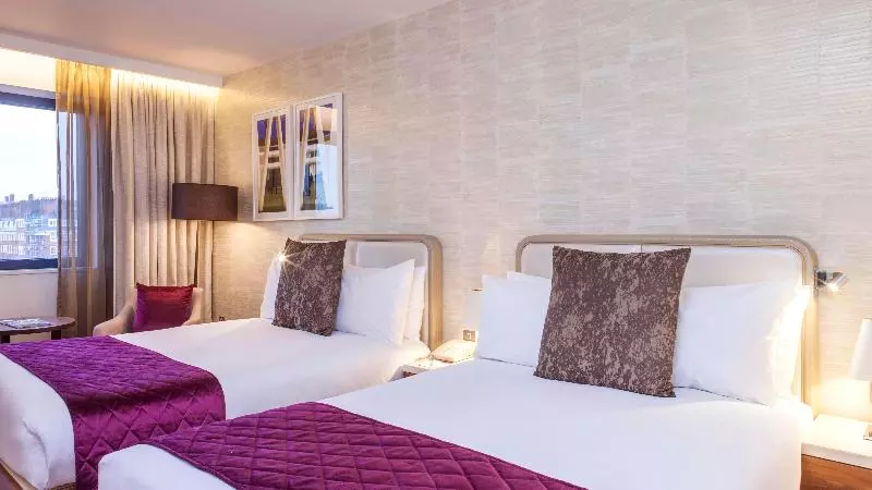 プレミアムルーム, Crowne Plaza London Kings Cross, An Ihg