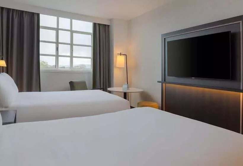 ファミリールーム, Hilton Cardiff