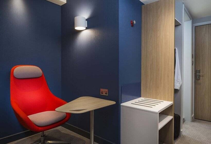 ダブルベッドスタンダードルーム, Holiday Inn Express Belfast City, An Ihg