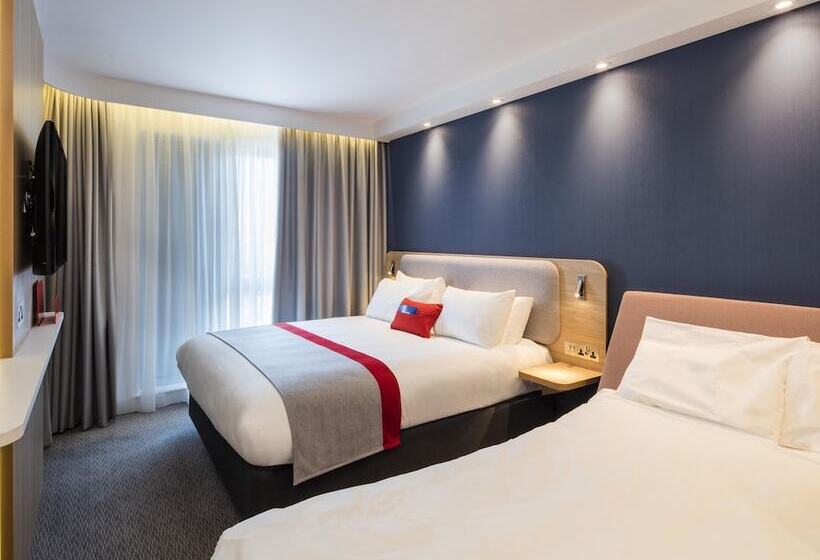 ダブルベッドスタンダードルーム, Holiday Inn Express Belfast City, An Ihg