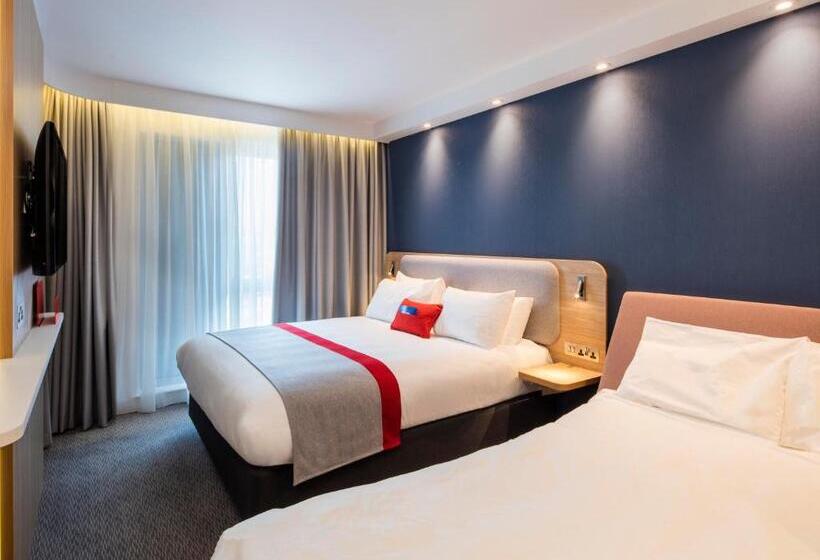 ダブルベッドスタンダードルーム, Holiday Inn Express Belfast City, An Ihg