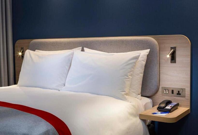 Номер Стандарт, Holiday Inn Express Belfast City, An Ihg