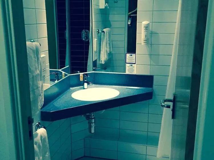 スタンダードルーム, Holiday Inn Express Glenrothes, An Ihg