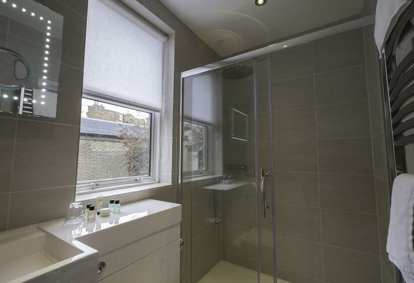 Superior Single Room