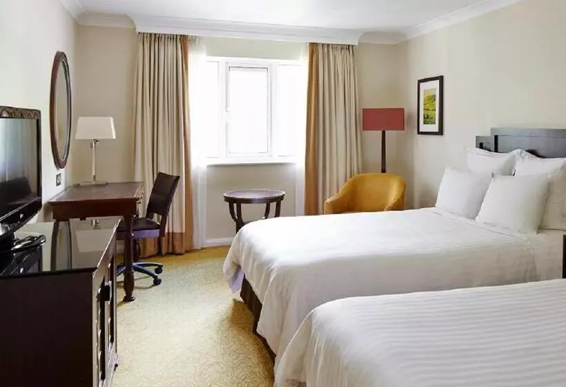اتاق استاندارد با 2 تخت دوبل, Meon Valley Hotel, Golf & Country Club