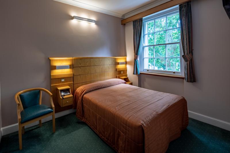 חדר סטנדרט, The Nayland